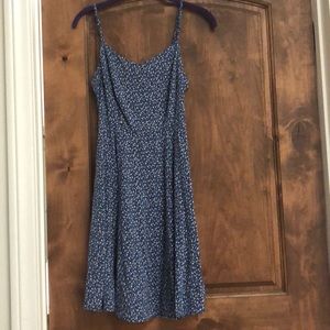 Fun and flirty blue sundress!